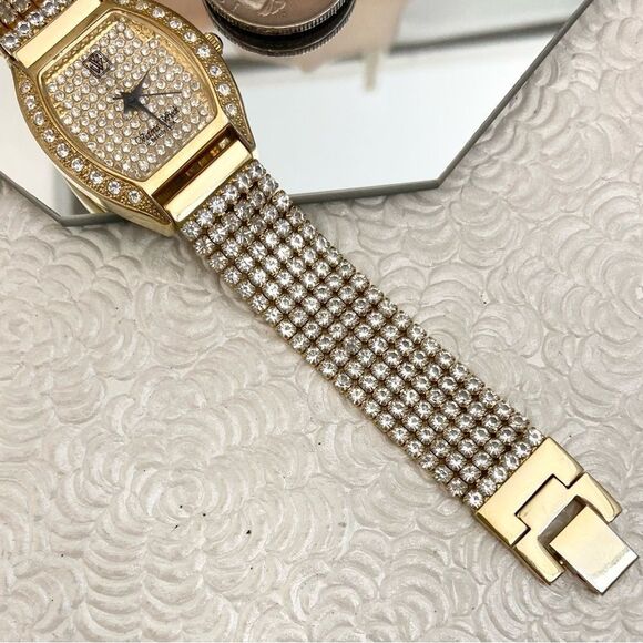 Victoria Weick Beverly Hills Pave Crystal Dial and Bezel Ladies Dress Watch - Picture 14 of 16